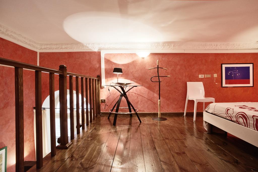 Trilocale Al Politeama - Zyz Apartment ปาแลร์โม ภายนอก รูปภาพ